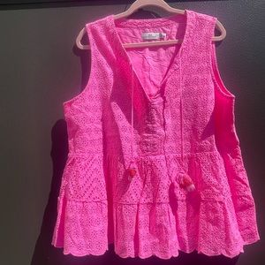 Vineyard Vined Allamanda Eyelet Top